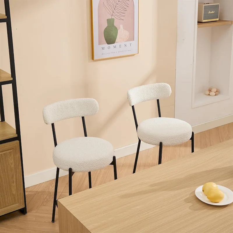 Ensemble de 2 tabourets de bar modernes en cuir avec dossier, pédales et pieds en métal (27 pouces).