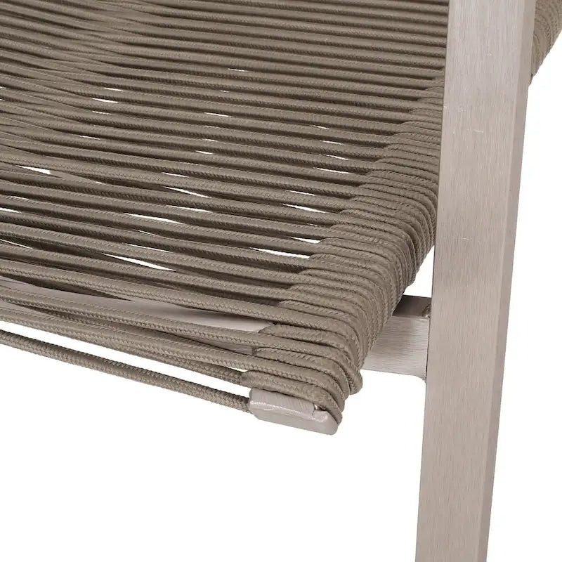 Ensemble moderne de 2 chaises de salle à manger d'extérieur avec assises en corde tressée et structure en aluminium, idéal pour la salle à manger, le salon, le balcon ou la terrasse.