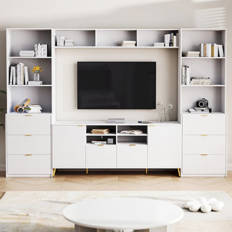 Meuble TV mural blanc de 112,5 pouces avec 13 étagères, 8 tiroirs et 2 placards pour téléviseurs jusqu'à 70 pouces.