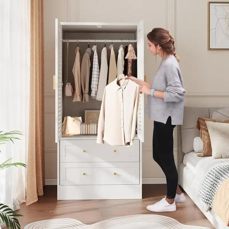 Armoire-penderie avec 2 portes à persiennes, tringles et 2 tiroirs