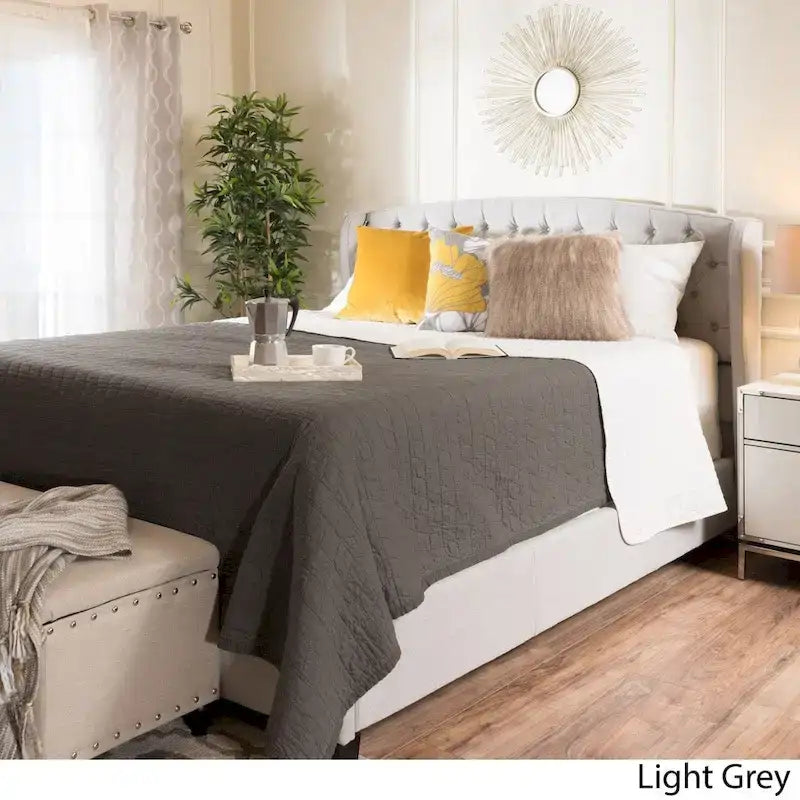 Ensemble de lit queen en tissu capitonné Costello de Christopher Knight Home