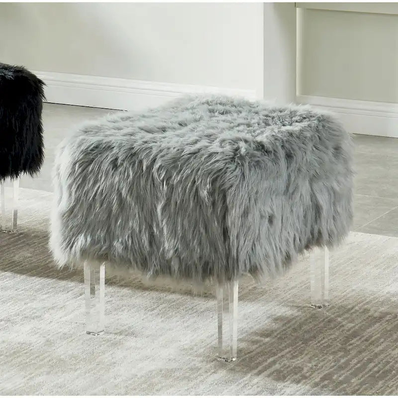 Pouf contemporain Andral en fausse fourrure acrylique de Silver Orchid