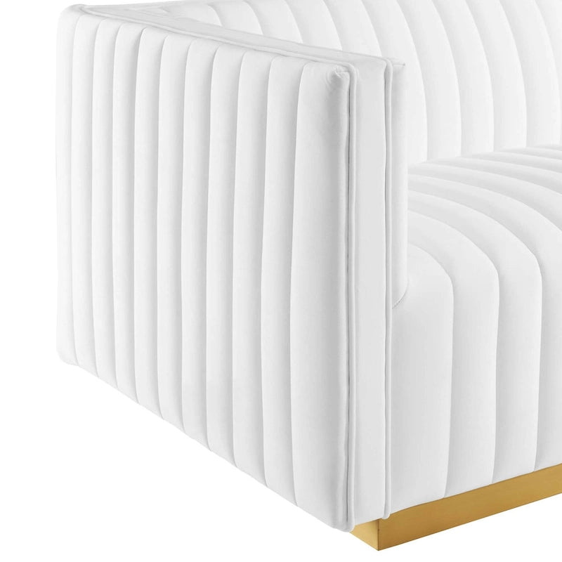 Fauteuil Conjure Channel capitonné en velours performant avec accoudoir gauche