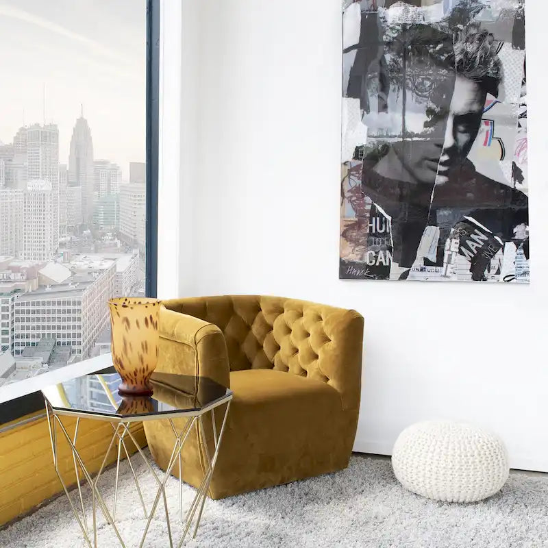 Fauteuil pivotant confortable en velours de style moderne du milieu du siècle Luxor