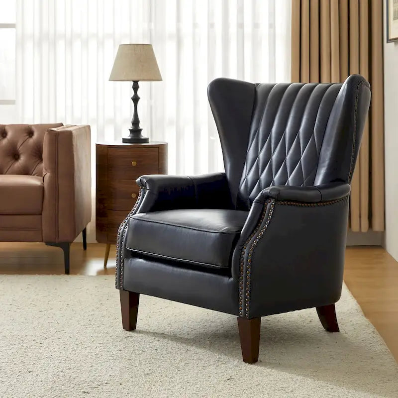 Fauteuil traditionnel Xaver en cuir véritable avec pieds en bois massif par HULALA HOME