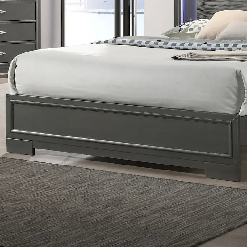 Lit plateforme king size en bois gris métallisé contemporain Lalt, par Furniture of America