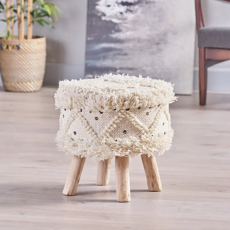 Tabouret Roja en tissu bohème fait main par Christopher Knight Home