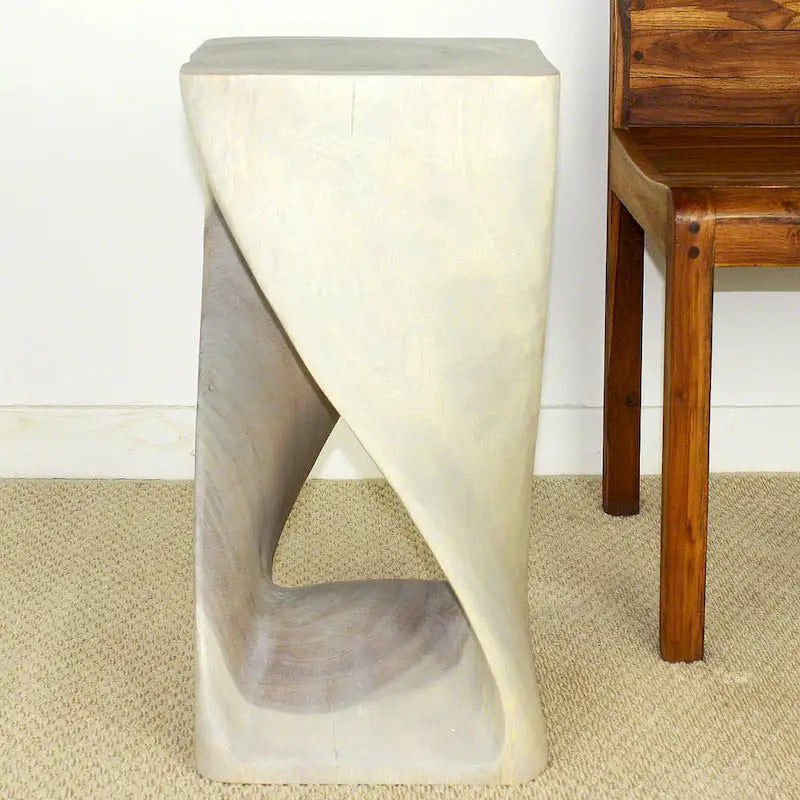 Tabouret Haussmann Original Wood Twist 12 x 12 x 23 po, finition gris huilé
