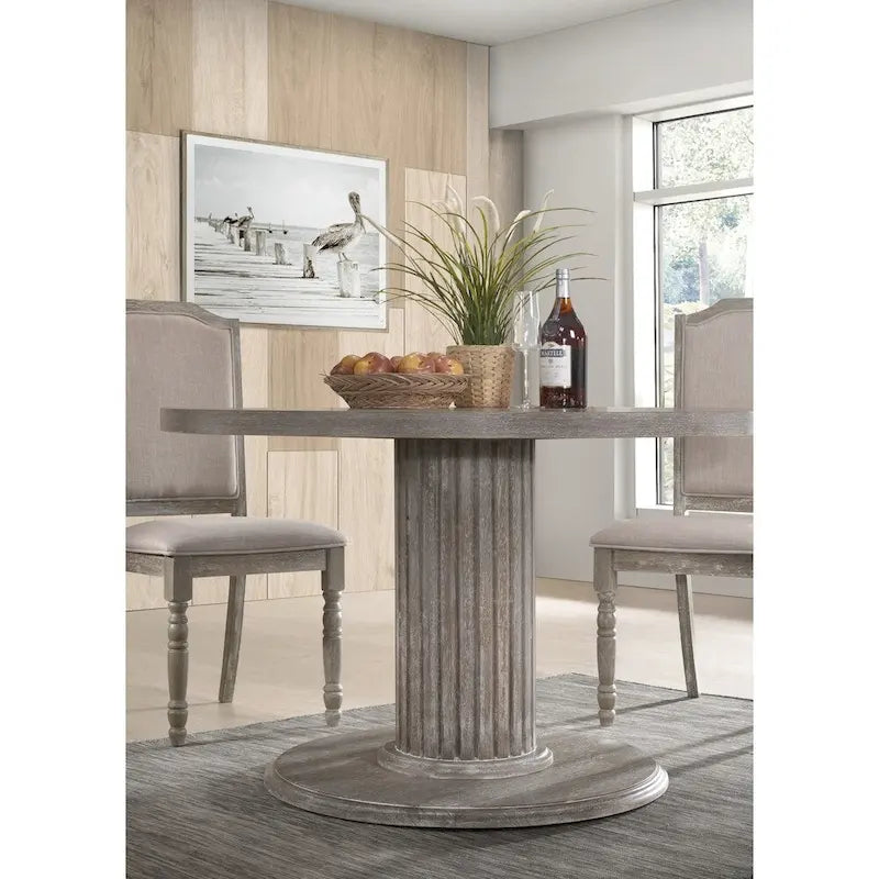 Table de salle à manger Gray Barn Spring Mount en bois massif gris recyclé