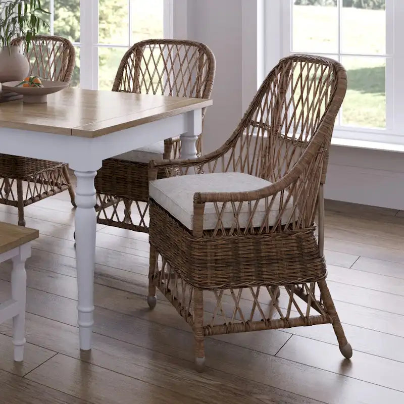 Chaise de salle à manger Bayside Curvilinear en rotin rembourrée par East at Main - 22x23x39
