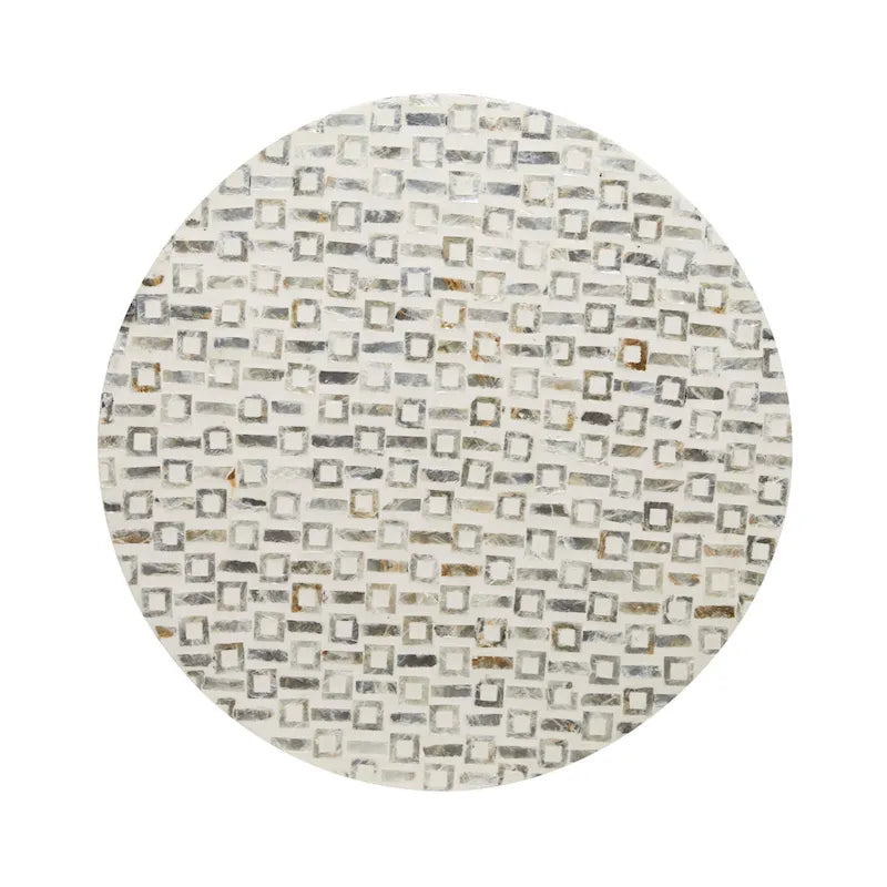 Table d'appoint en nacre avec piètement doré et motifs géométriques - Blanc, gris ou noir - Roche River Decor