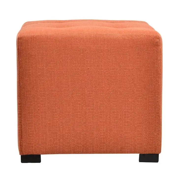 Pouf carré capitonné à 4 boutons Porch &amp; Den Cordoba