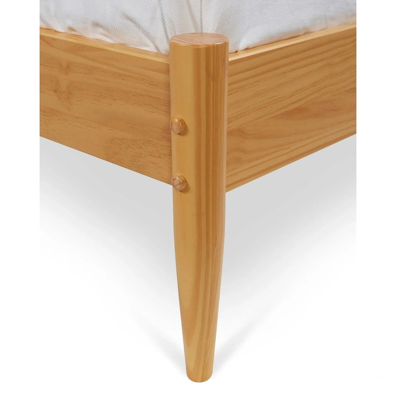 Lit plateforme en bois massif style années 50, format Queen