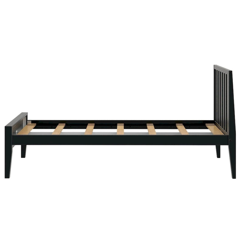 Lit scandinave à poutres et planches, taille simple, avec tête de lit à lattes.