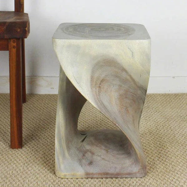Tabouret Haussmann Original Wood Twist 12 x 12 x 18 po, finition gris huilé