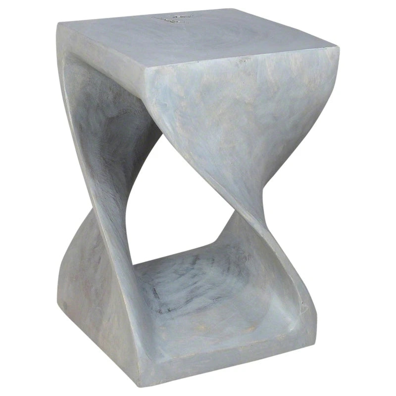 Tabouret Haussmann Original Wood Twist 12 x 12 x 18 po, finition gris huilé