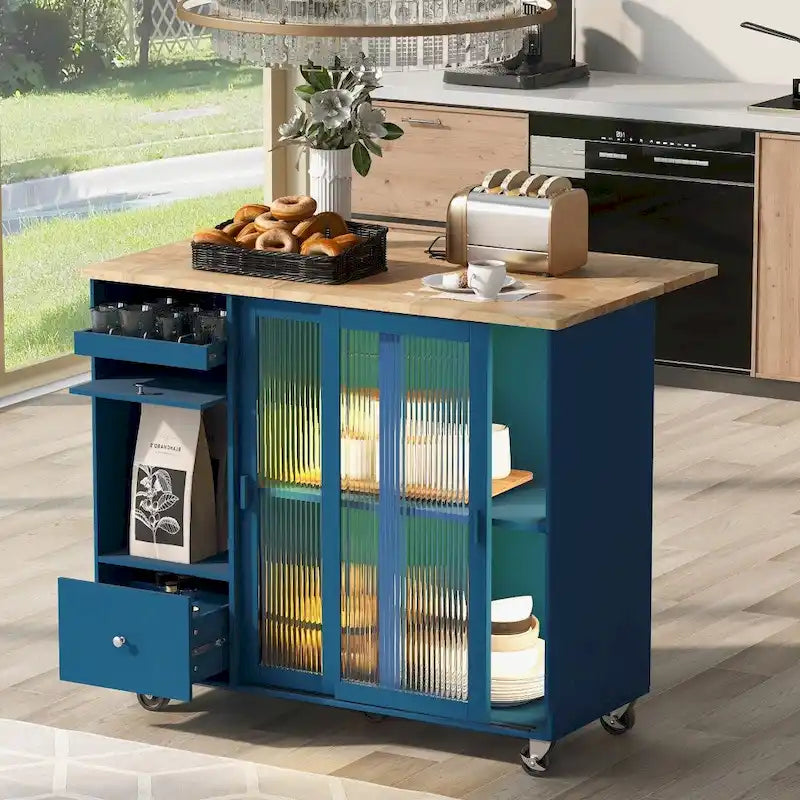 Îlot de cuisine en bois avec éclairage LED, portes coulissantes en verre et portes rabattables