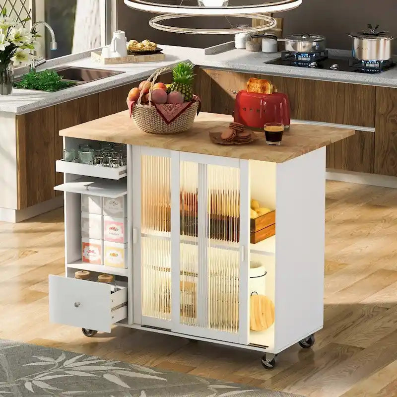 Îlot de cuisine en bois avec éclairage LED, portes coulissantes en verre et portes rabattables