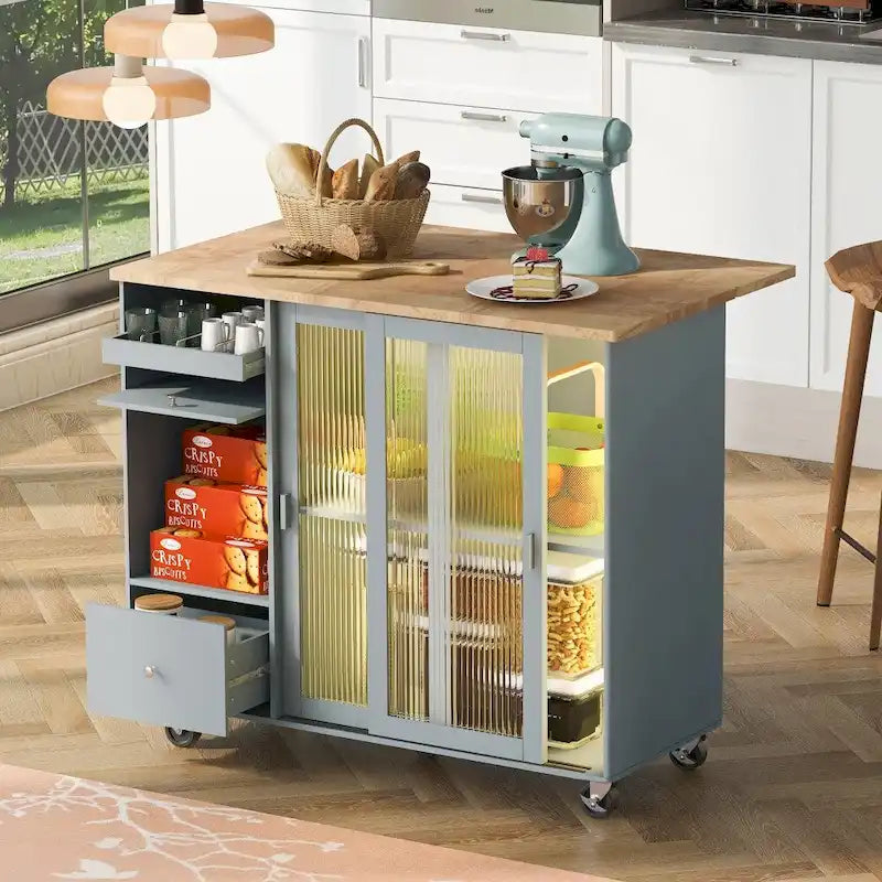 Îlot de cuisine en bois avec éclairage LED, portes coulissantes en verre et portes rabattables