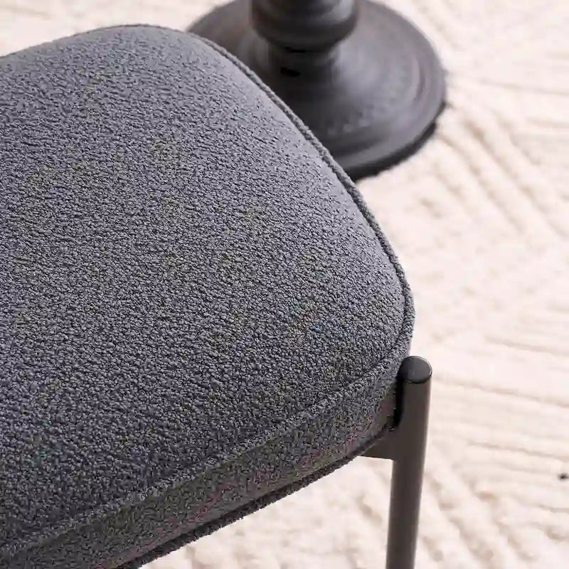 Pouf ottoman rectangulaire simple capitonné en polaire d'agneau