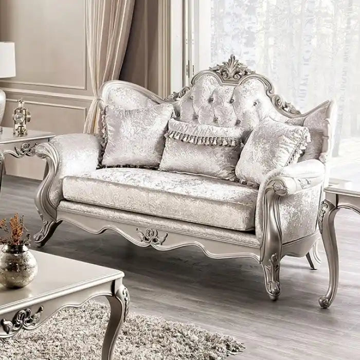 Canapé deux places Clarissa traditionnel de Furniture of America, avec dossier capitonné et coussin décoratif