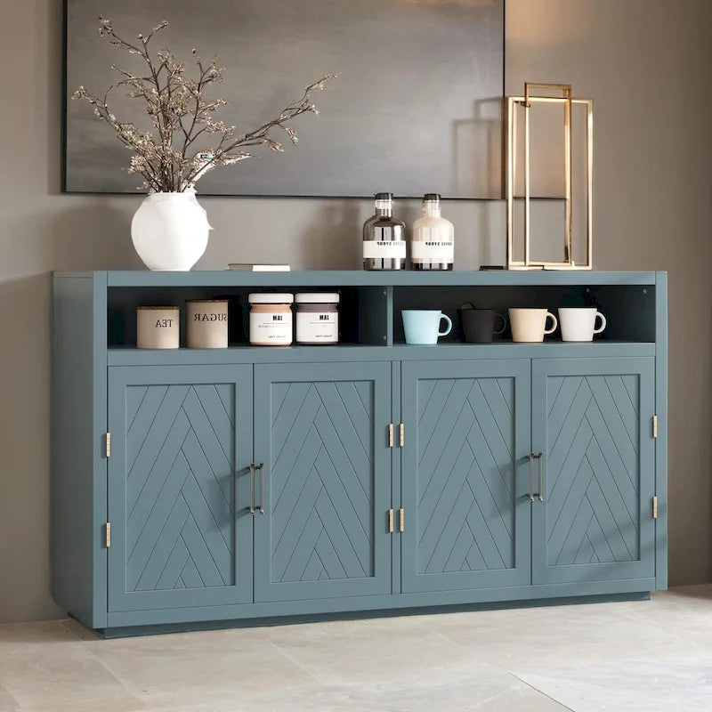 Buffet classique à 4 portes avec rangements ouverts et étagères réglables, idéal pour les cuisines et les salons.