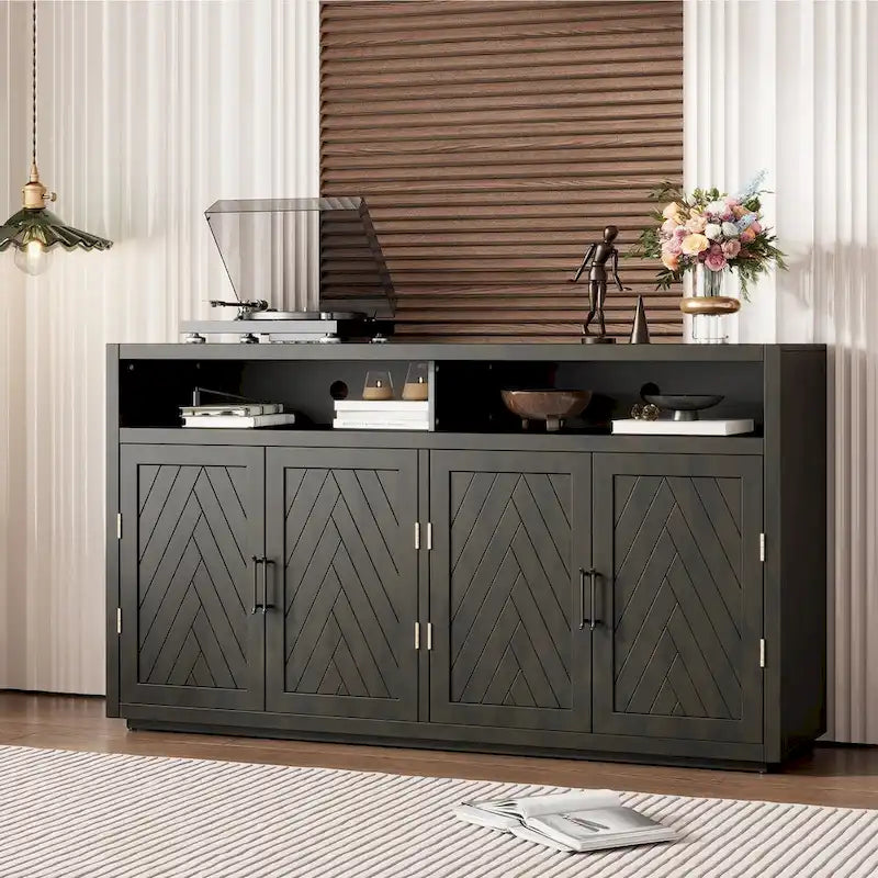 Buffet classique à 4 portes avec rangements ouverts et étagères réglables, idéal pour les cuisines et les salons.