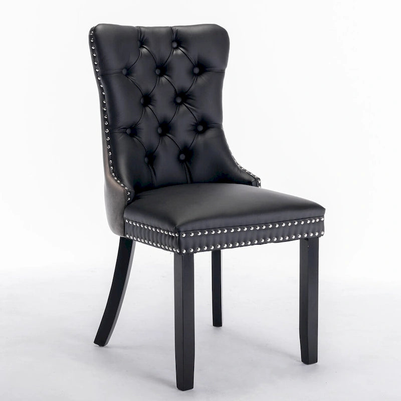 Chaise de salle à manger contemporaine haut de gamme, capitonnée et rembourrée, ornée de clous décoratifs.