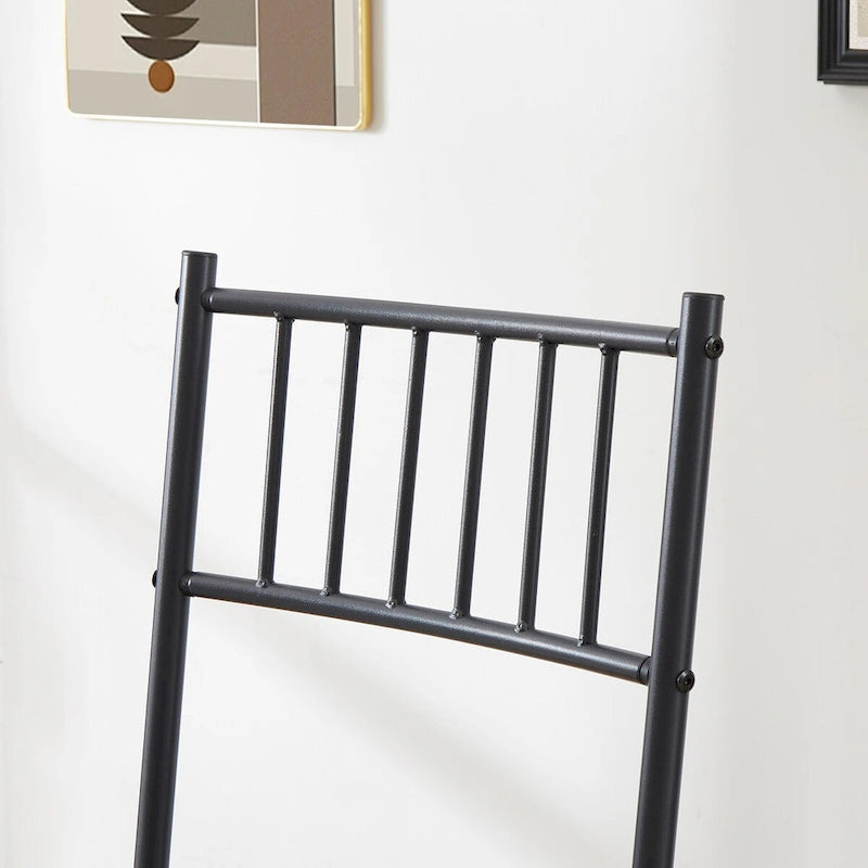 Ensemble table et chaises de salle à manger, table de bar avec 2 bancs et 2 chaises avec dossier, style industriel, idéal pour la cuisine, le petit-déjeuner ou le salon.