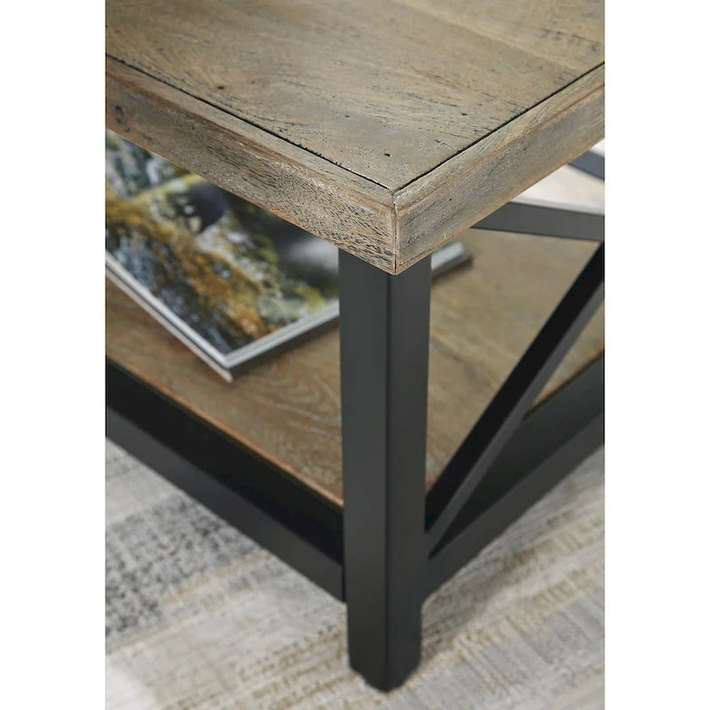 Table basse marron/noir Signature Design by Ashley Bristenfort - 117 cm (L) x 66 cm (P) x 46 cm (H)