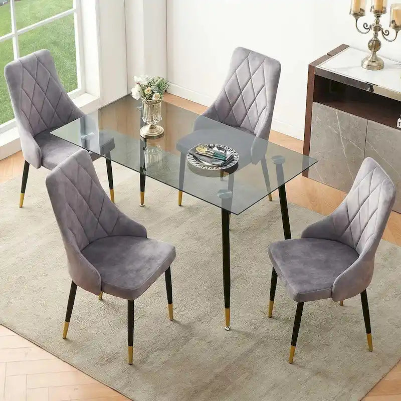 Ensemble table et chaises en verre gris Howtai avec 4 chaises en velours pour cuisine et salle à manger.